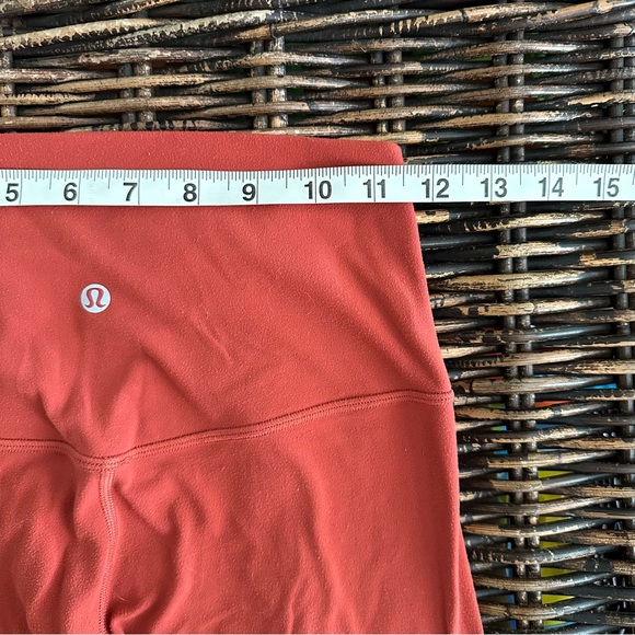 Lululemon Align Crop *21" size 6 assumed color Cayenne - Picture 10 of 10